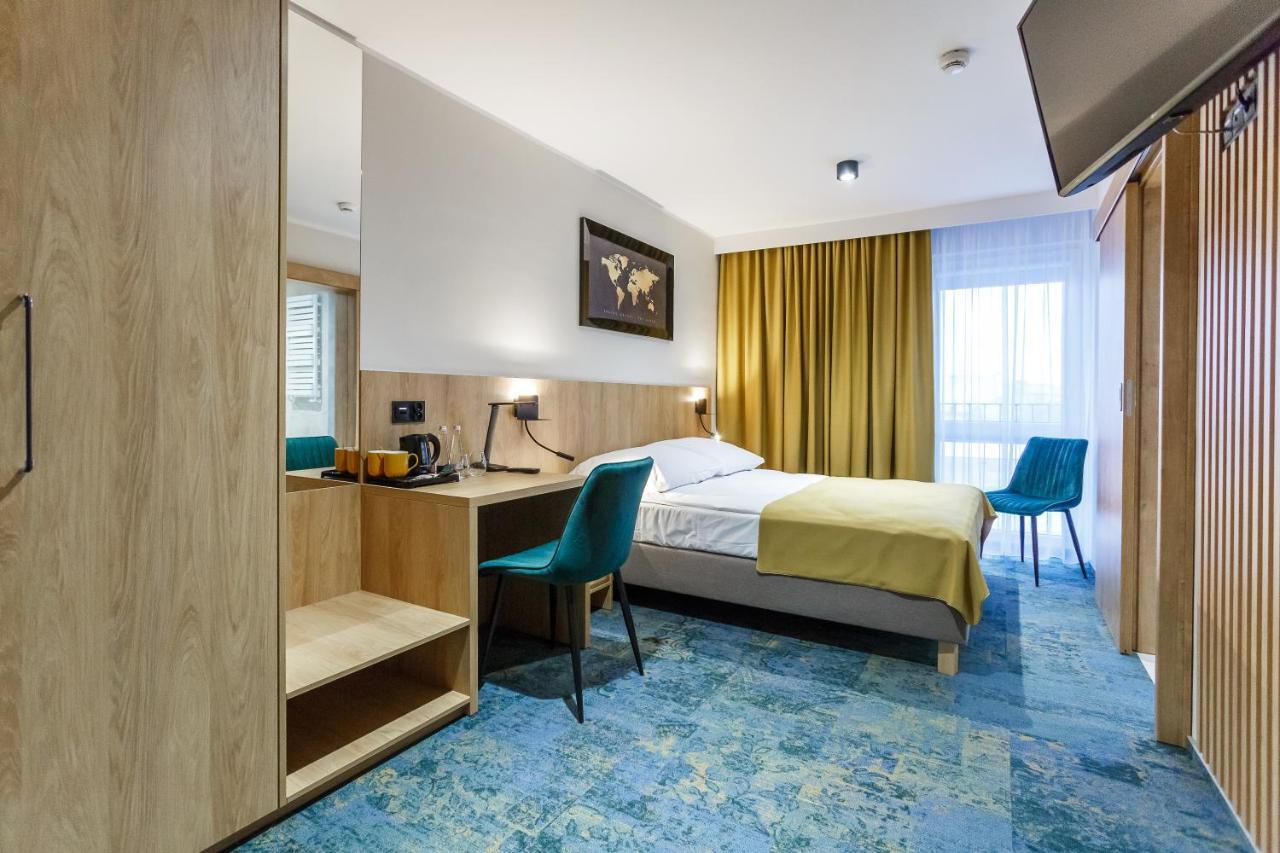 Hotel Gromada Łomża Exteriör bild