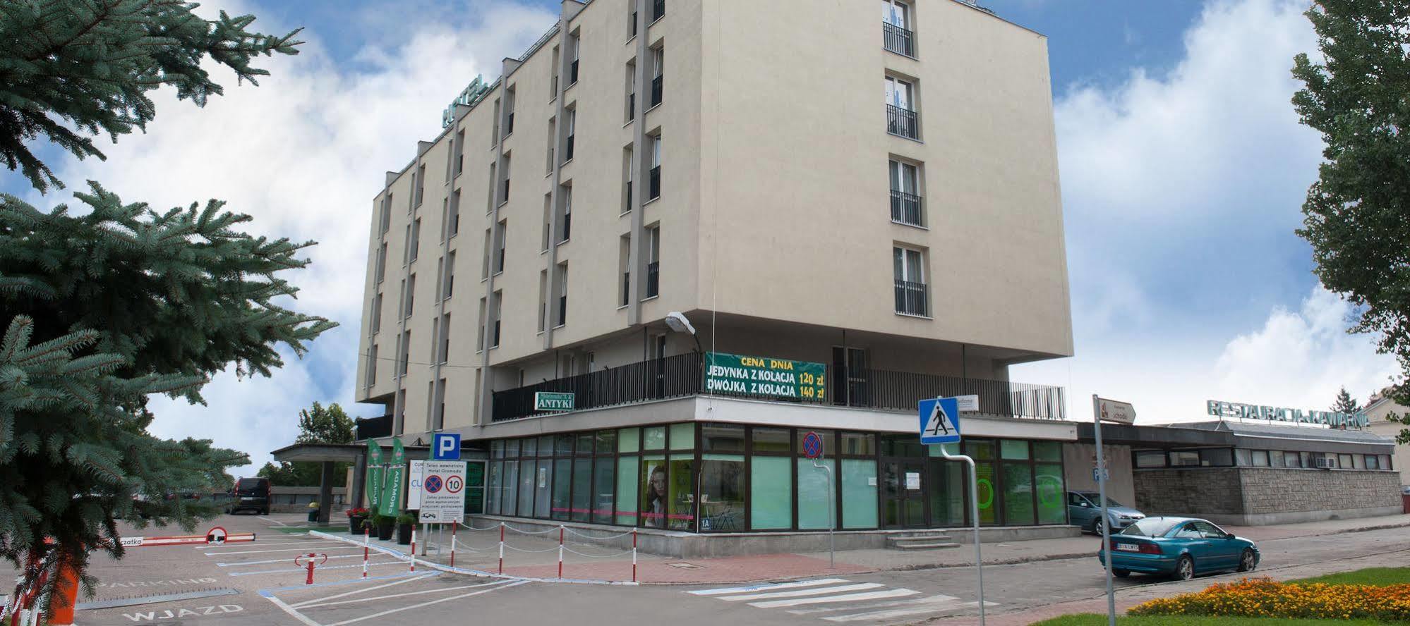 Hotel Gromada Łomża Exteriör bild
