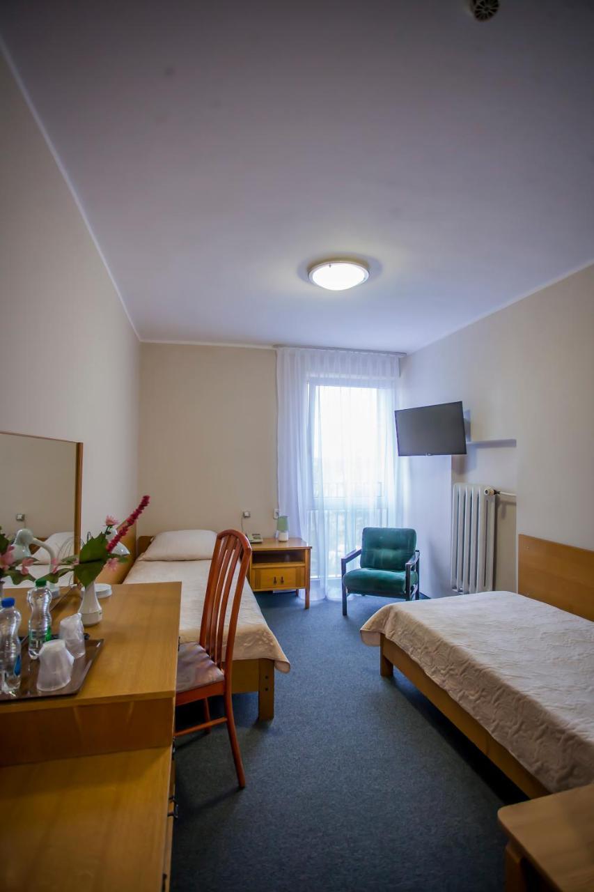 Hotel Gromada Łomża Exteriör bild